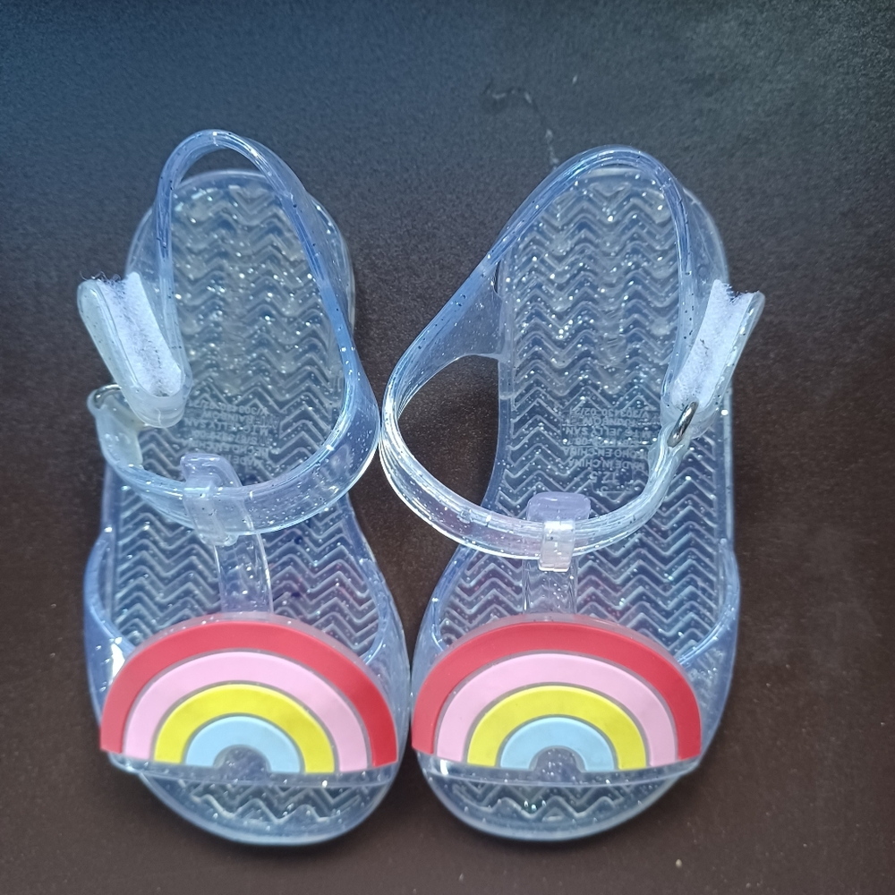Jelly sandals size 5